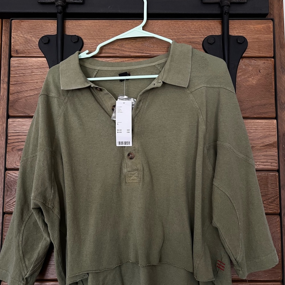 Urban Outfitters Cropped Loose T-shirt